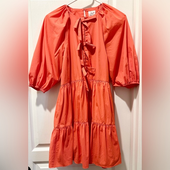 Cinq a Sept Puffed Sleeve Neon Coral
Lynn Dress w Front Bow Detailing - Picture 2 of 12